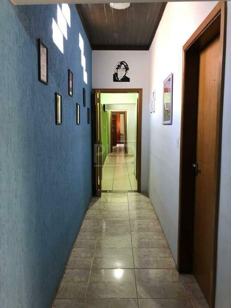 Casa, 3 quartos, 325 m² - Foto 1