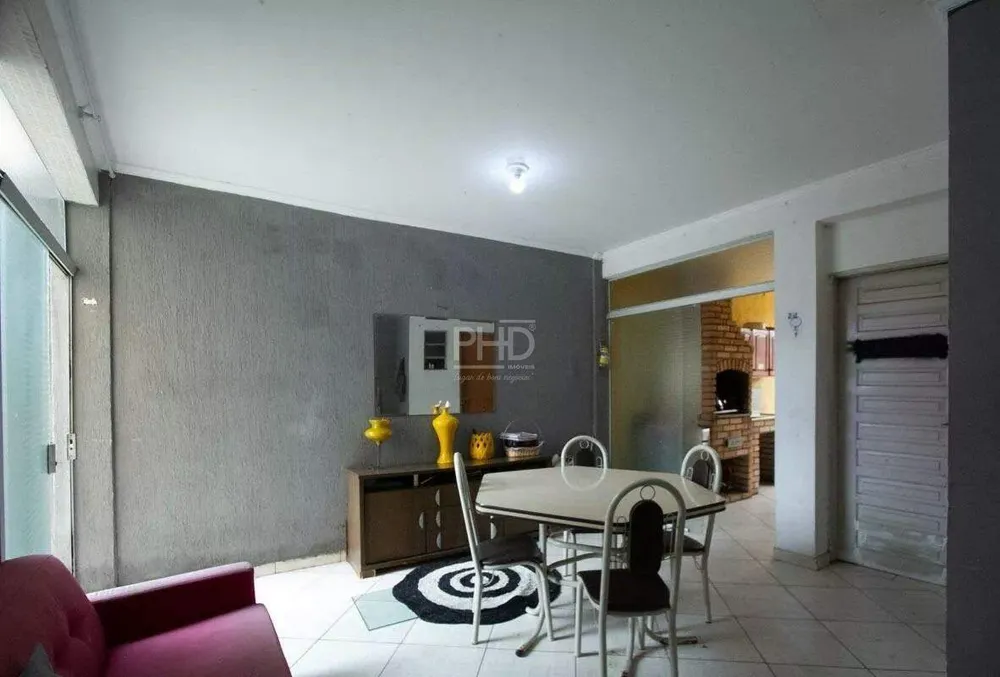 Sobrado, 3 quartos, 225 m² - Foto 1