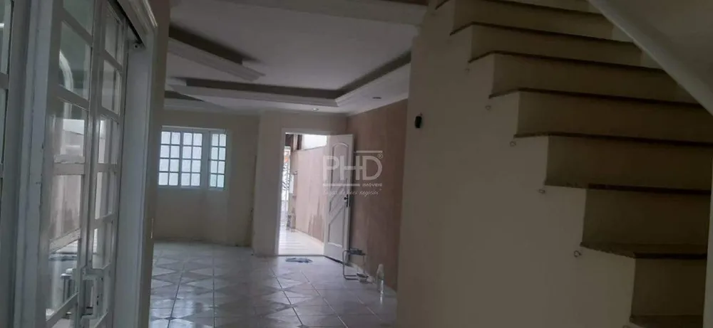 Casa, 4 quartos, 240 m² - Foto 3