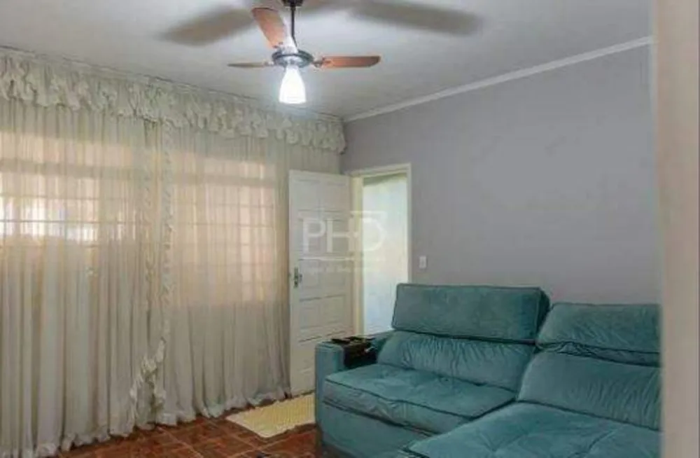 Casa, 3 quartos, 221 m² - Foto 1