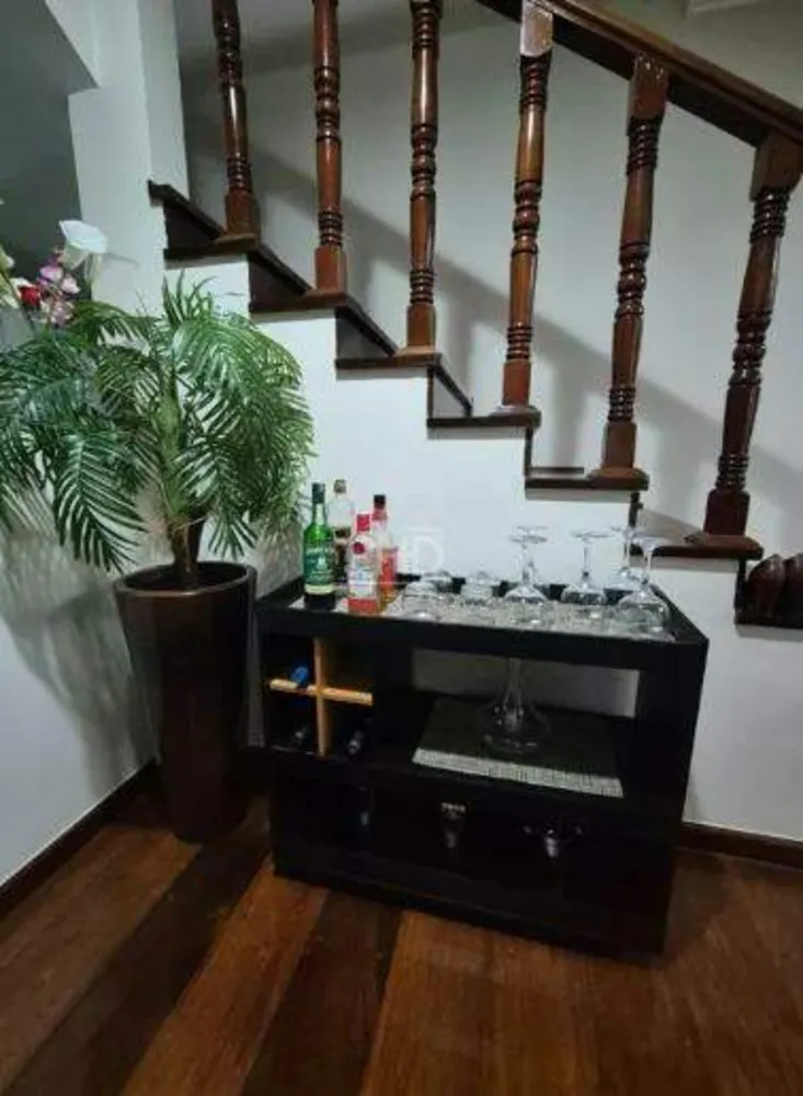 Sobrado, 3 quartos, 228 m² - Foto 2
