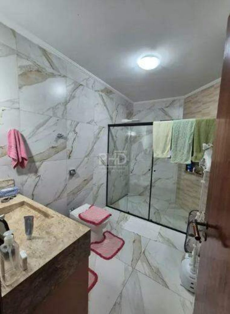 Sobrado, 3 quartos, 228 m² - Foto 4