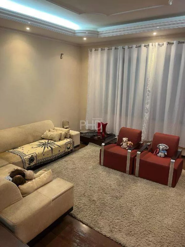 Sobrado à venda com 3 quartos, 309m² - Foto 1