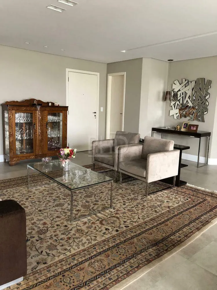 Apartamento, 4 quartos, 180 m² - Foto 1