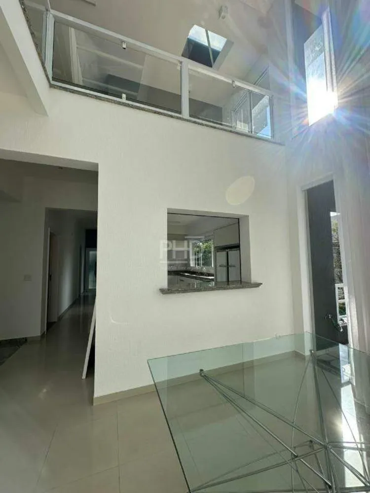 Sobrado, 4 quartos, 560 m² - Foto 2