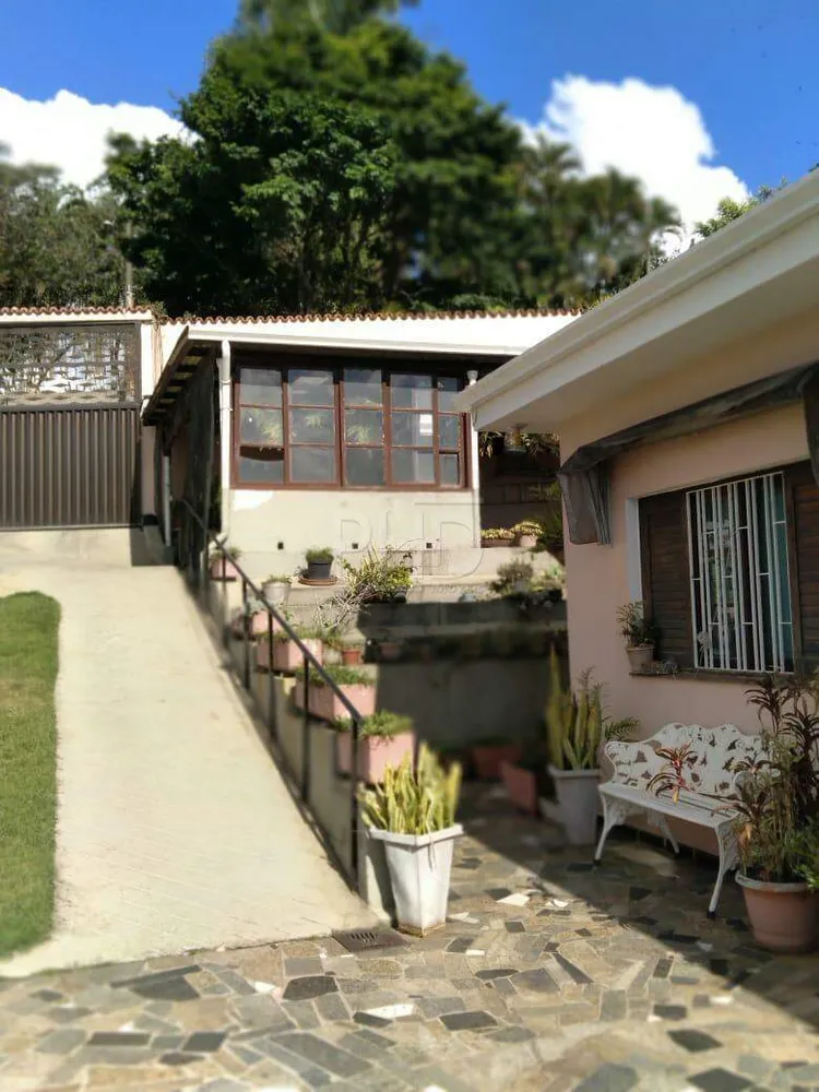 Chácara, 3 quartos, 548 m² - Foto 1