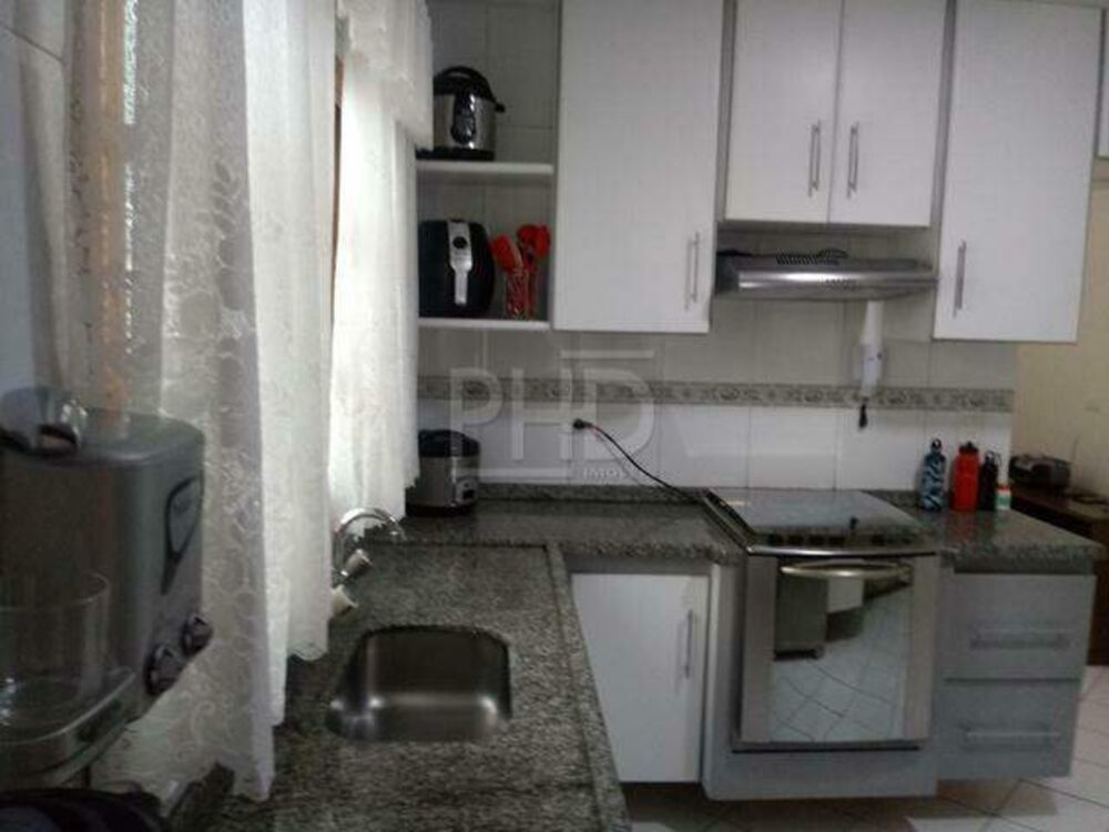 Sobrado, 3 quartos, 182 m² - Foto 2