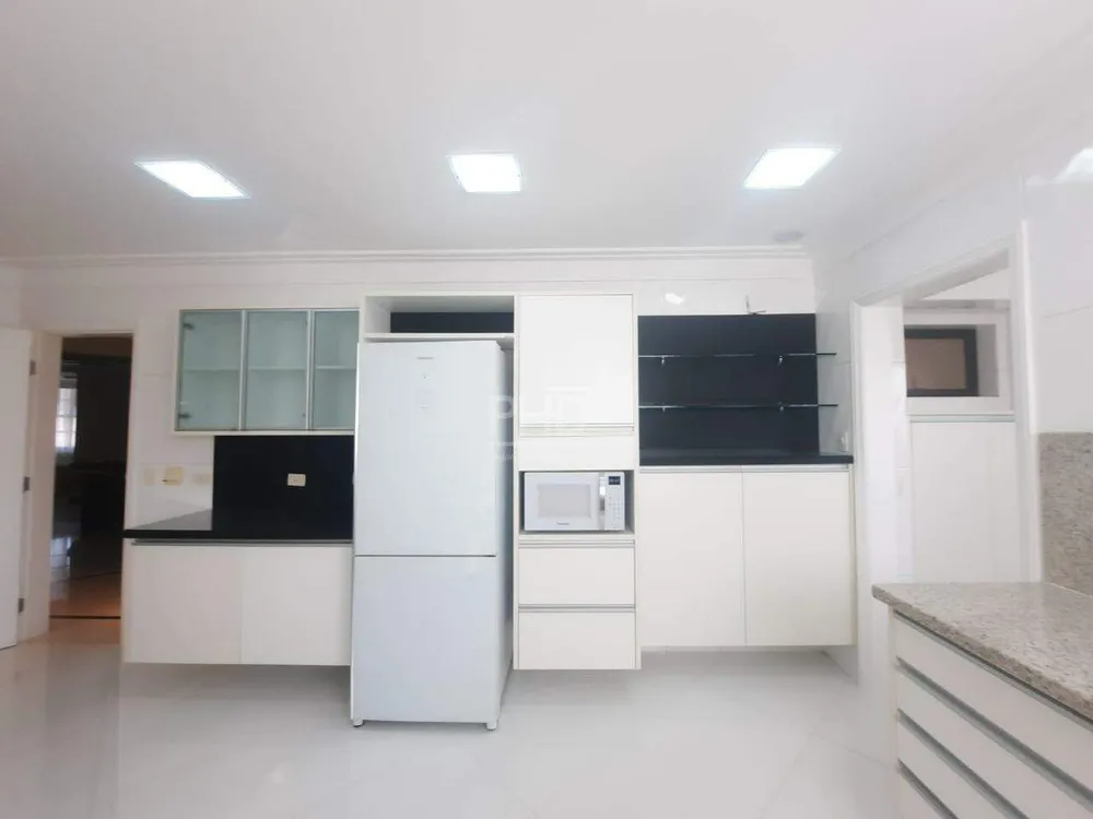 Apartamento, 3 quartos, 240 m² - Foto 5