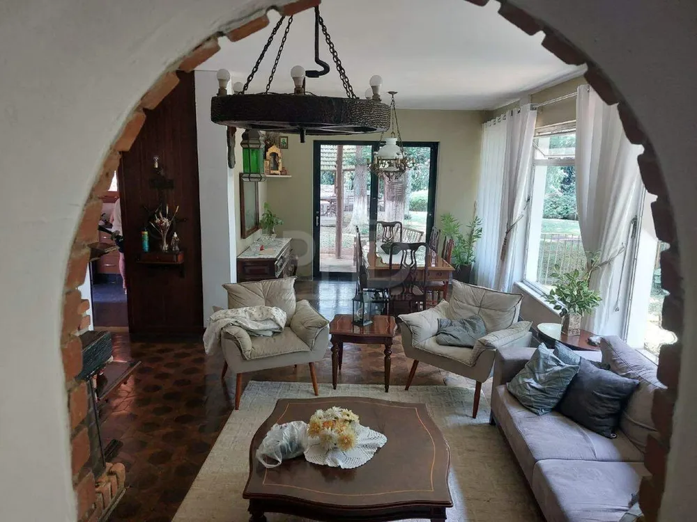 Chácara, 3 quartos, 1300 m² - Foto 1