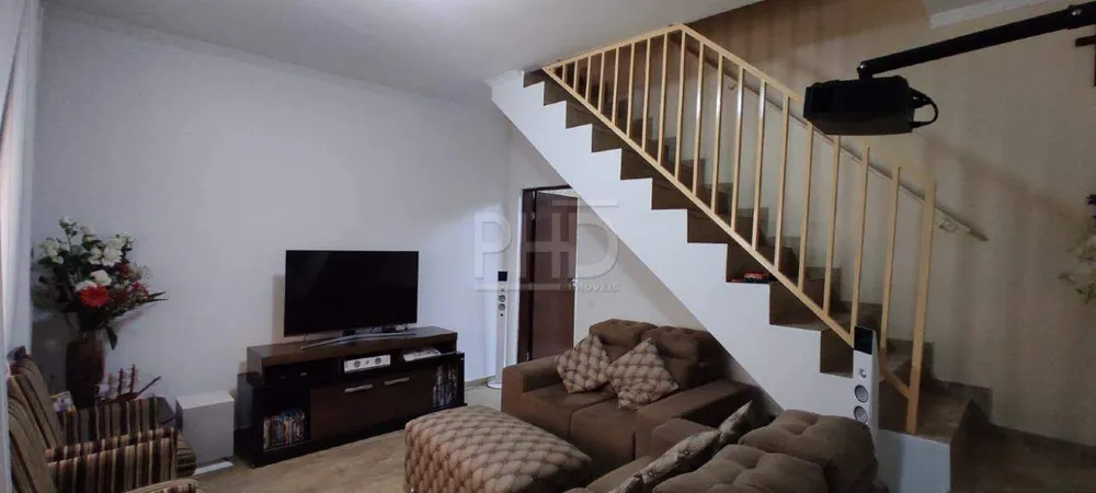 Sobrado, 3 quartos, 195 m² - Foto 1