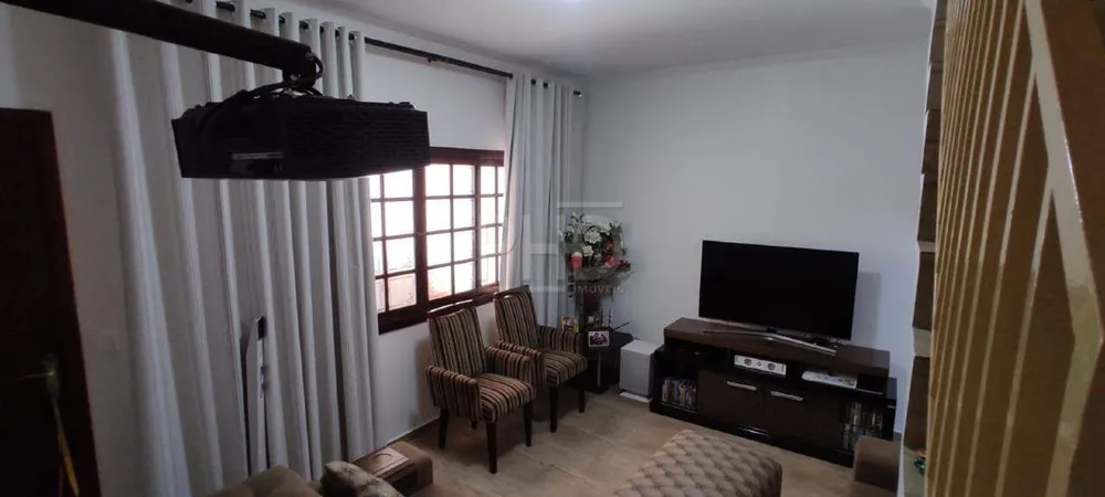 Sobrado, 3 quartos, 195 m² - Foto 2