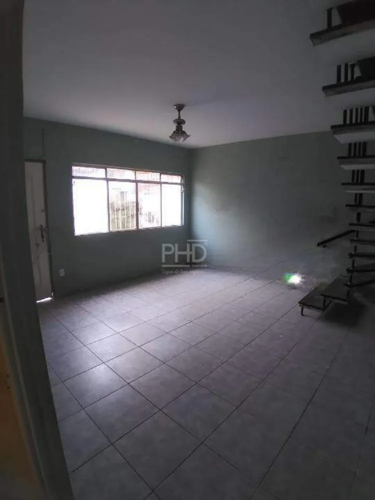 Casa, 5 quartos, 210 m² - Foto 1