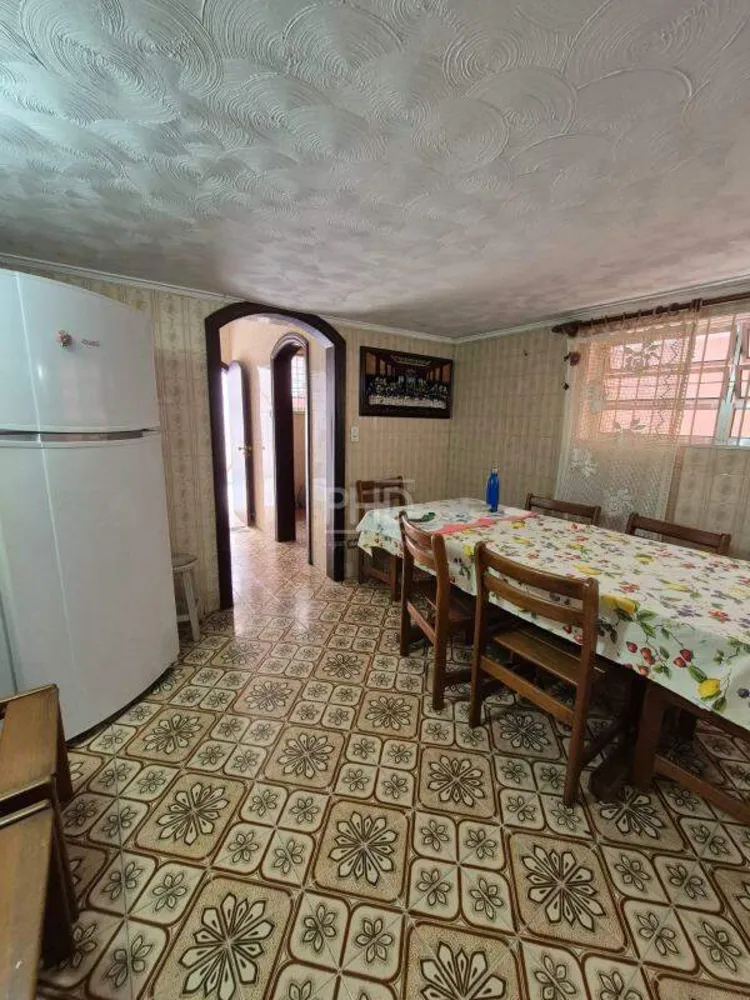 Casa, 3 quartos, 242 m² - Foto 2