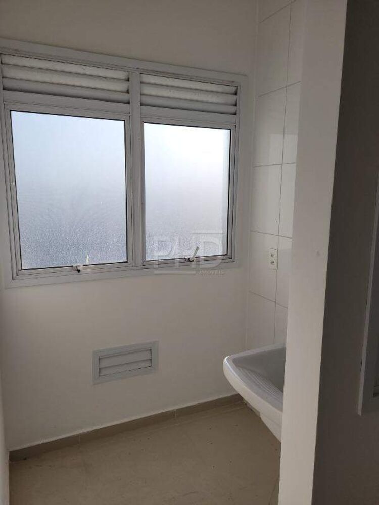 Apartamento à venda com 2 quartos, 64m² - Foto 11