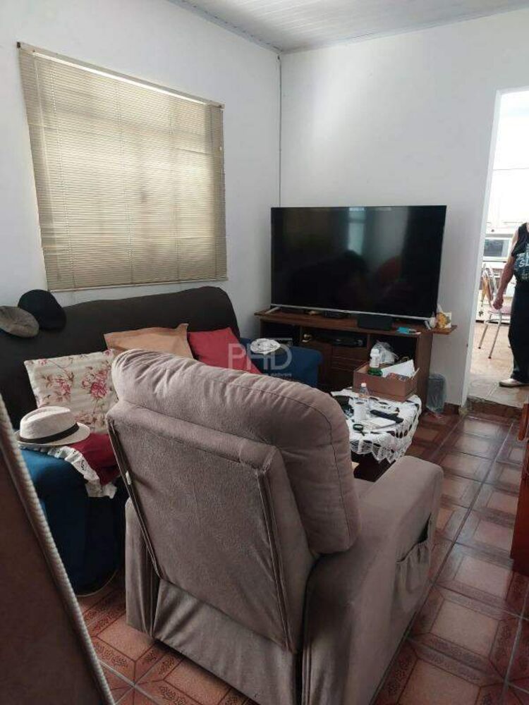 Casa à venda com 2 quartos, 70m² - Foto 1