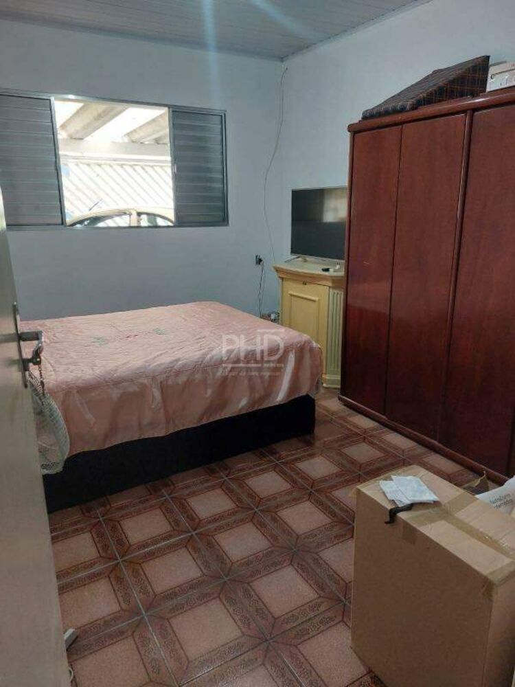 Casa à venda com 2 quartos, 70m² - Foto 4