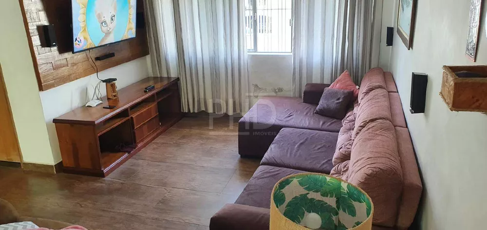 Casa, 3 quartos, 194 m² - Foto 2