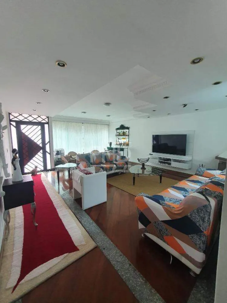 Sobrado, 4 quartos, 279 m² - Foto 1