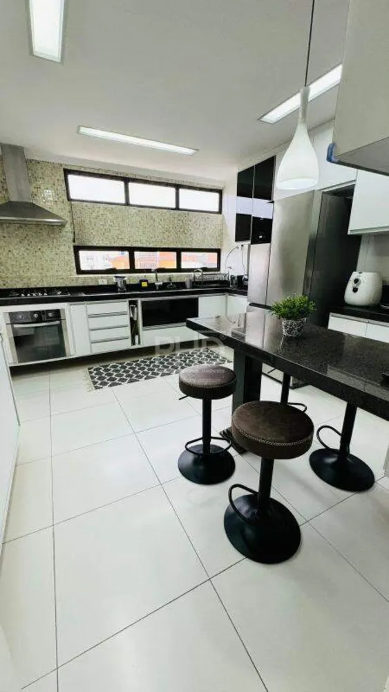 Apartamento, 3 quartos, 158 m² - Foto 1