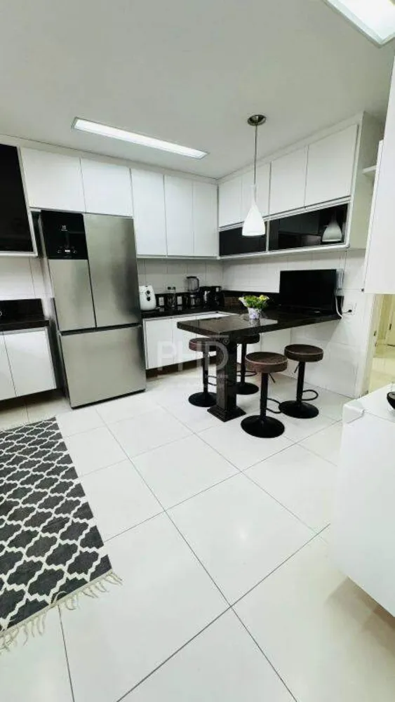 Apartamento, 3 quartos, 158 m² - Foto 2