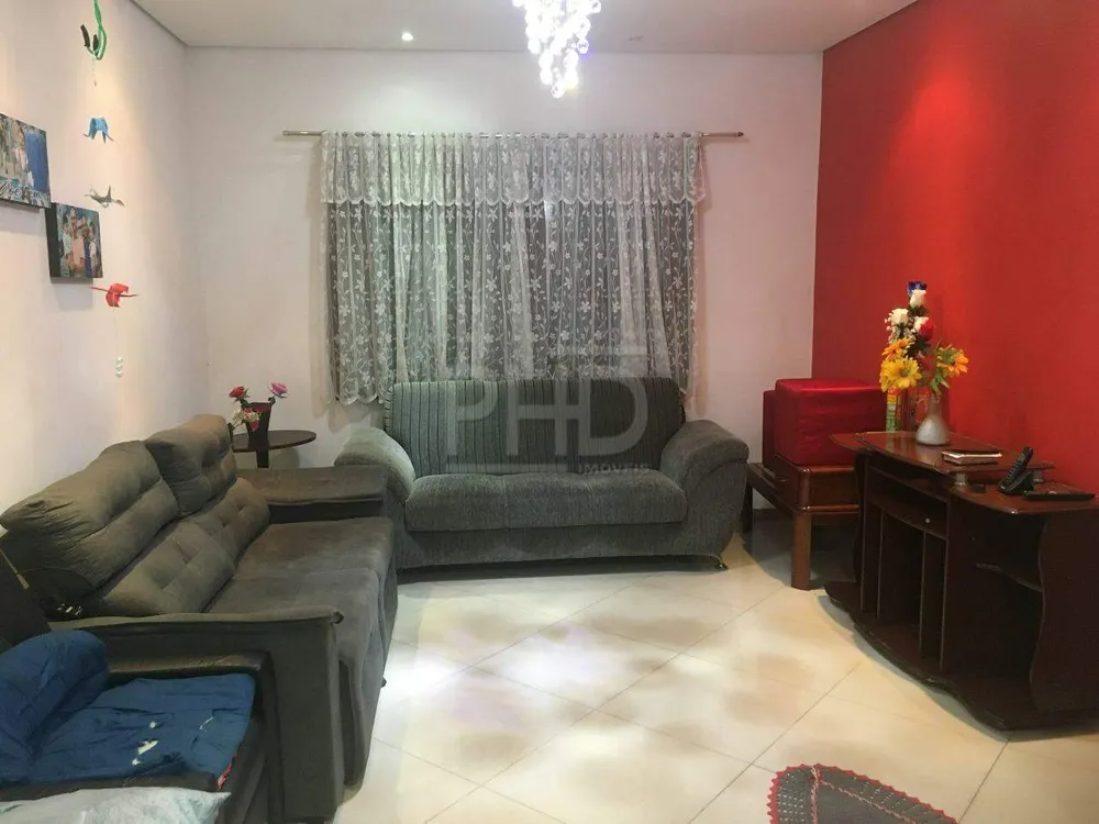 Casa, 4 quartos, 185 m² - Foto 1