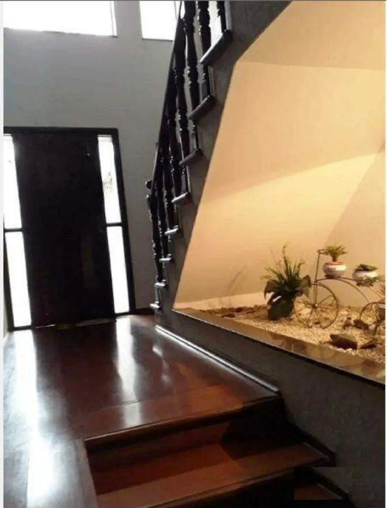Sobrado, 4 quartos, 378 m² - Foto 2