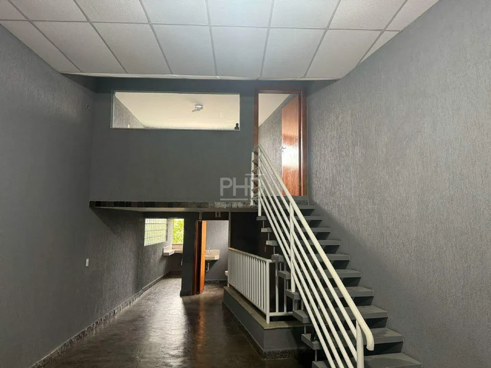Depósito-Galpão, 240 m² - Foto 1
