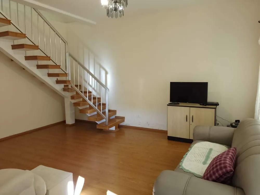 Sobrado, 4 quartos, 251 m² - Foto 1