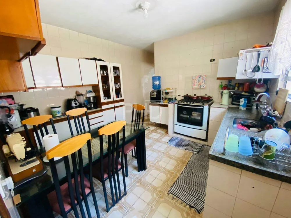 Sobrado, 7 quartos, 322 m² - Foto 9