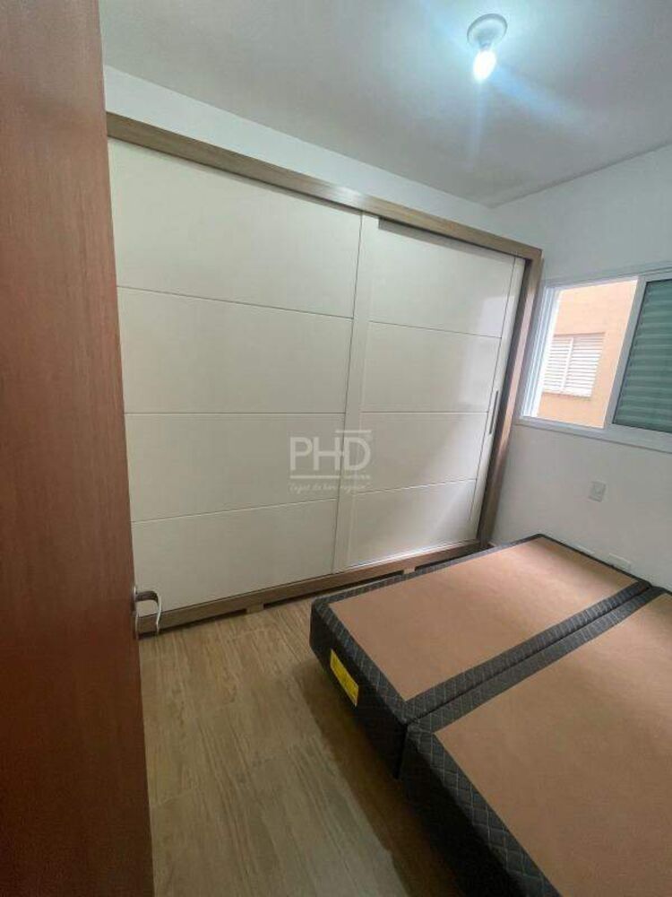 Apartamento à venda com 2 quartos, 49m² - Foto 2