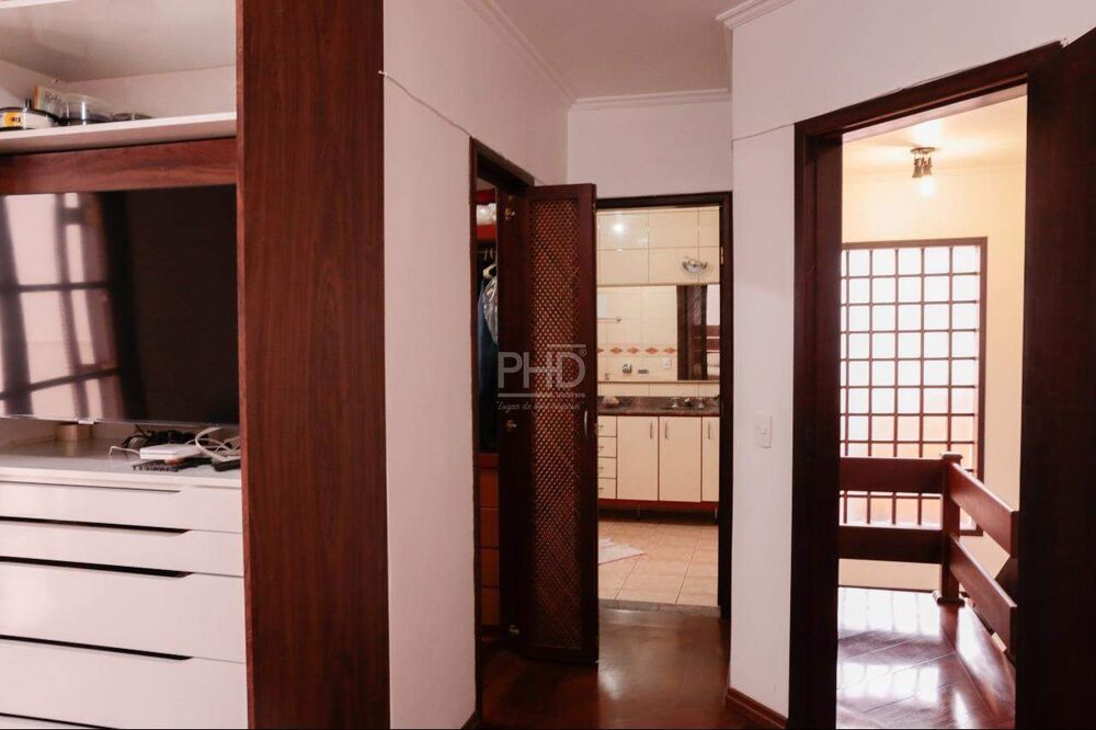 Sobrado, 4 quartos, 241 m² - Foto 11