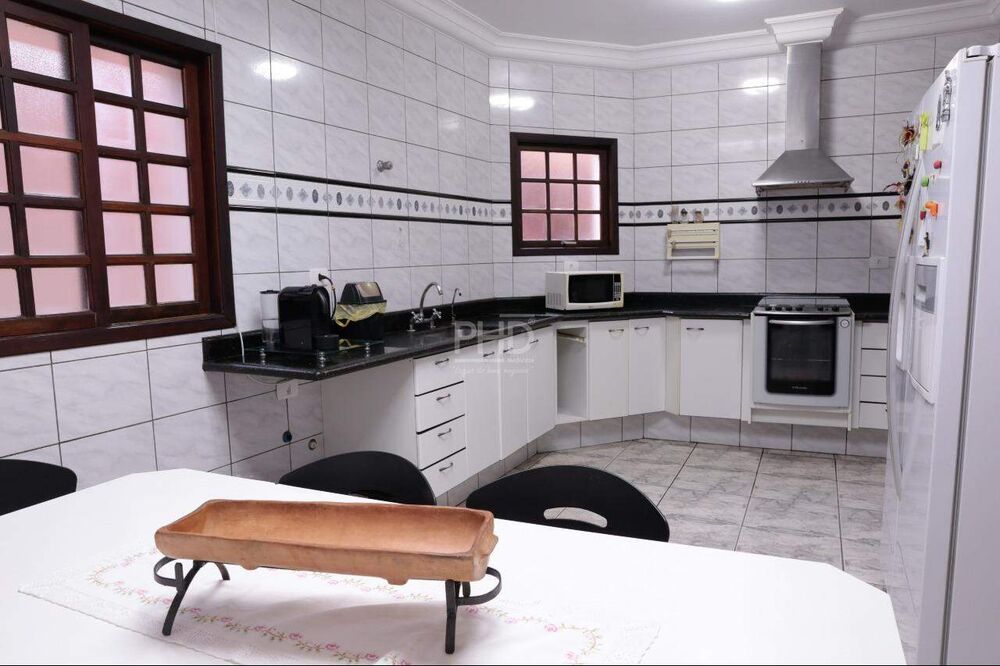 Sobrado, 4 quartos, 241 m² - Foto 22