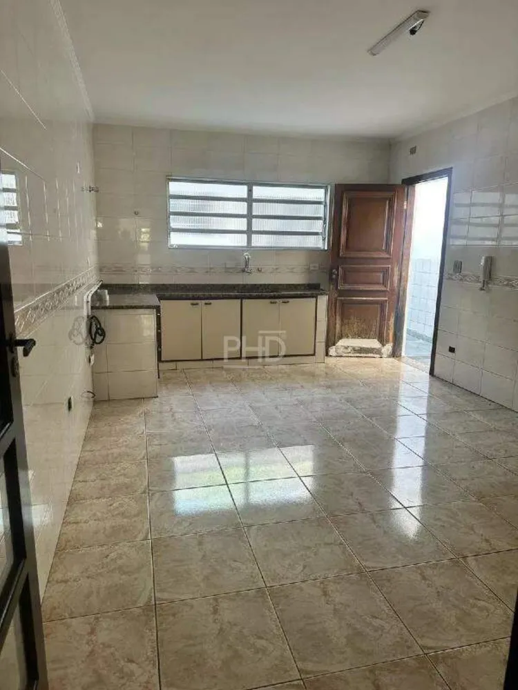 Sobrado, 3 quartos, 220 m² - Foto 1