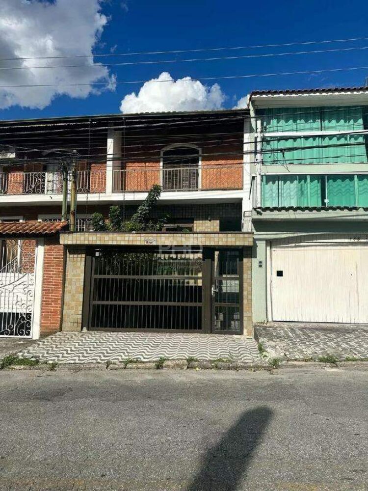 Sobrado, 3 quartos, 220 m² - Foto 1