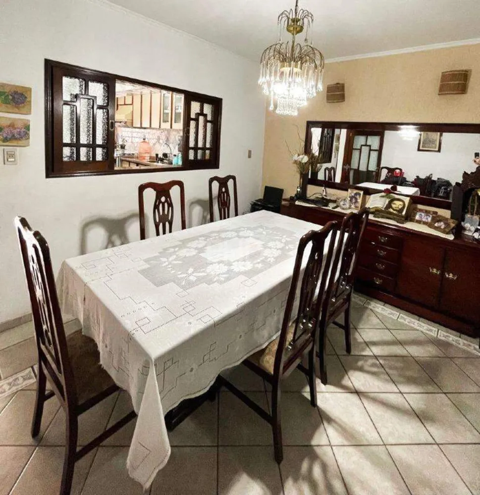Sobrado, 4 quartos, 219 m² - Foto 1