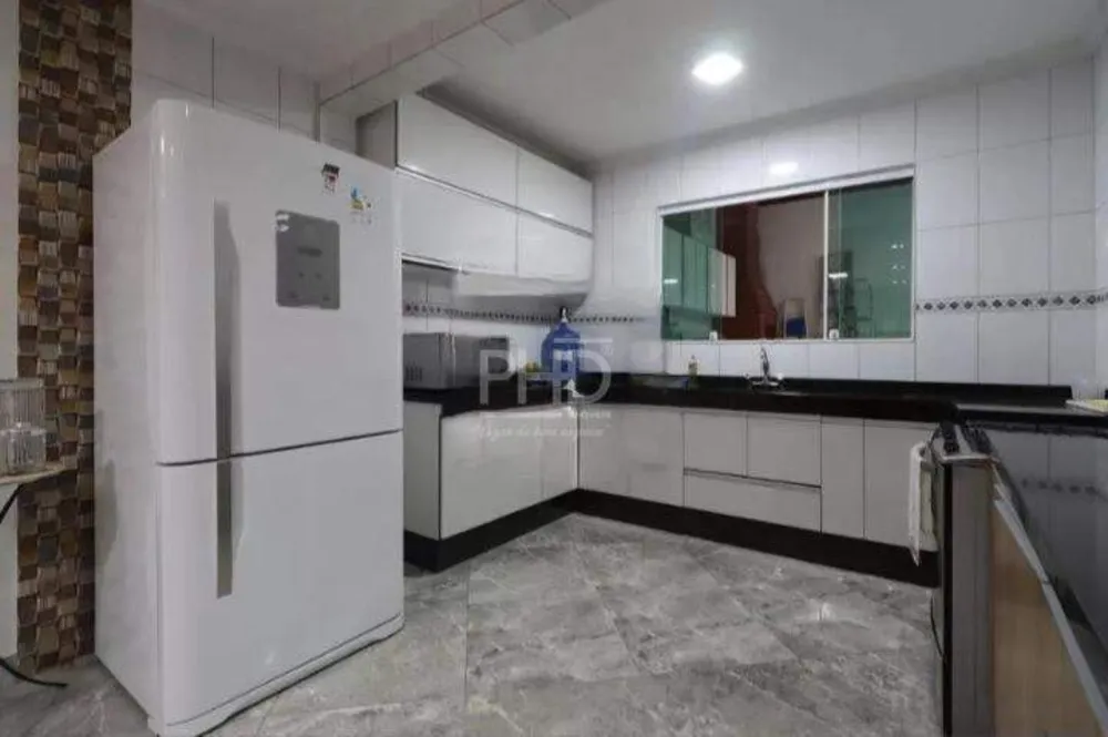 Sobrado, 3 quartos, 250 m² - Foto 4