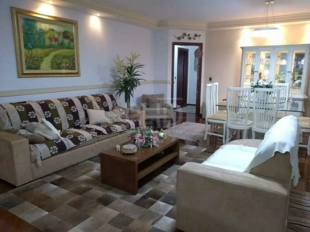 Apartamento, 3 quartos, 207 m² - Foto 1