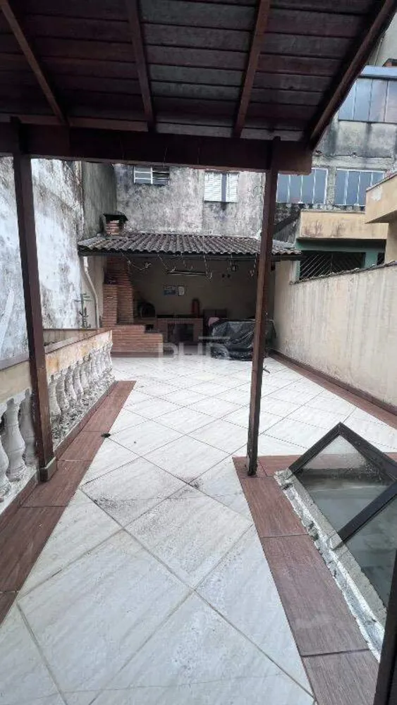 Sobrado, 3 quartos, 219 m² - Foto 2