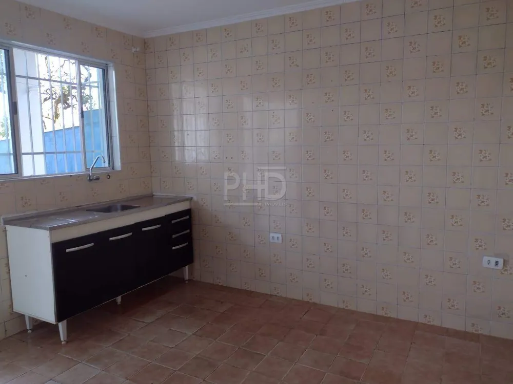 Casa, 3 quartos, 219 m² - Foto 2