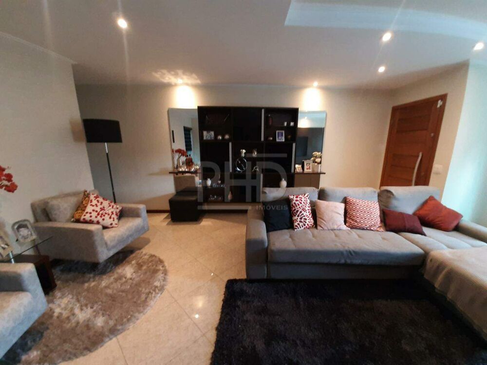 Sobrado, 3 quartos, 249 m² - Foto 3