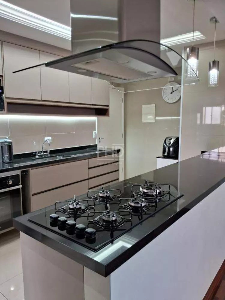 Apartamento, 2 quartos, 100 m² - Foto 1