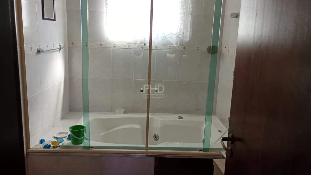 Sobrado, 4 quartos, 252 m² - Foto 1