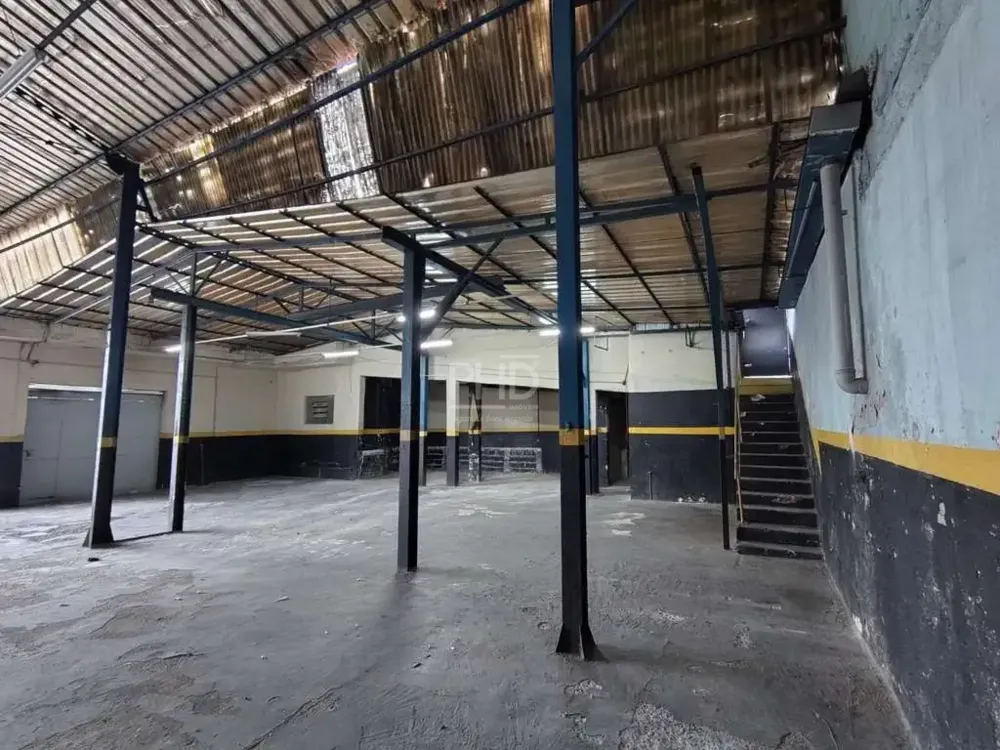 Depósito-Galpão, 950 m² - Foto 1