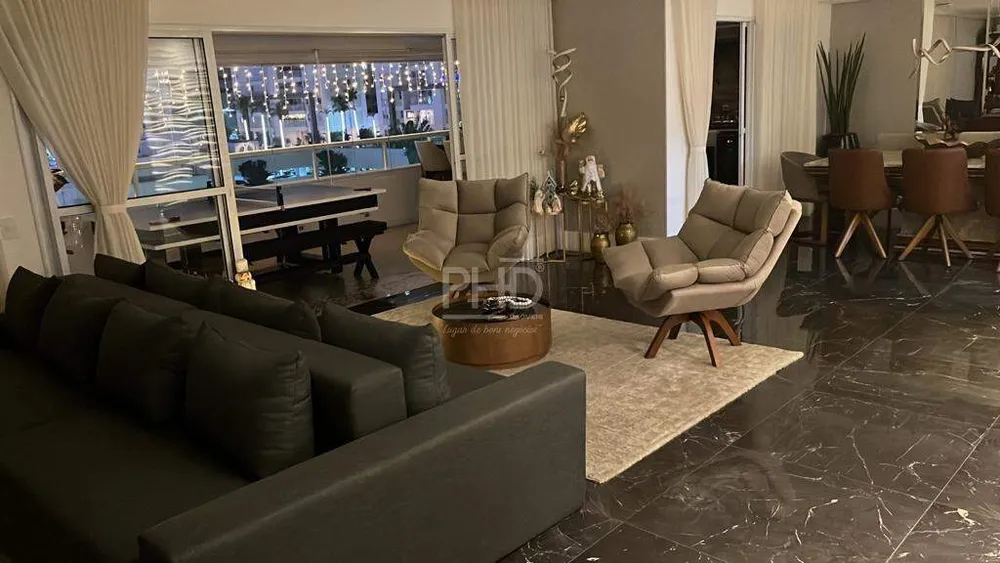 Apartamento, 4 quartos, 245 m² - Foto 1