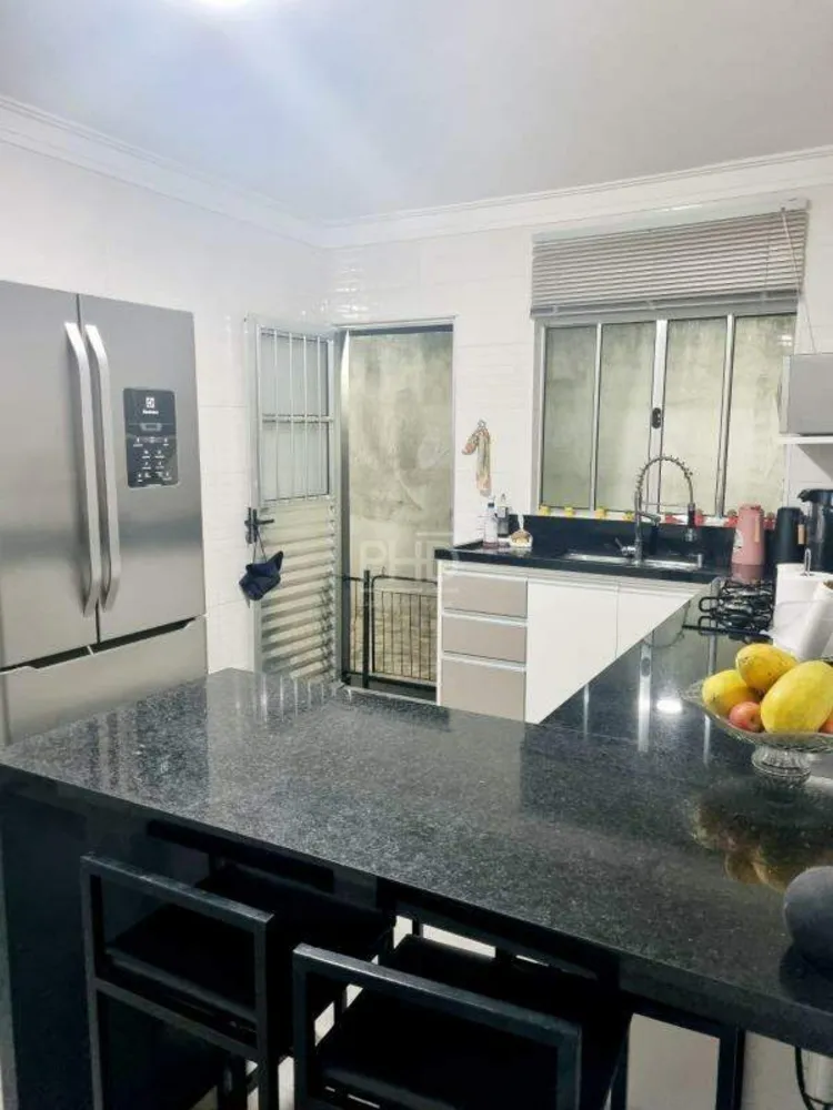 Sobrado, 3 quartos, 184 m² - Foto 3
