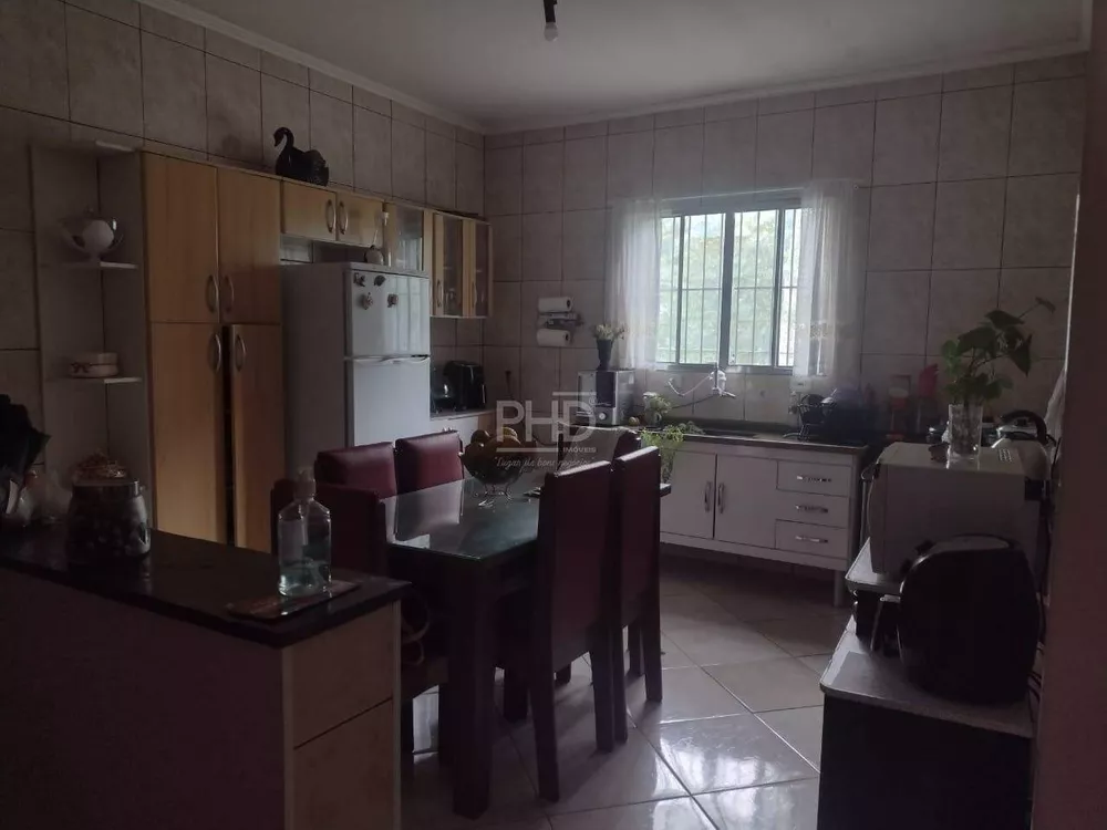 Casa, 2 quartos, 145 m² - Foto 1