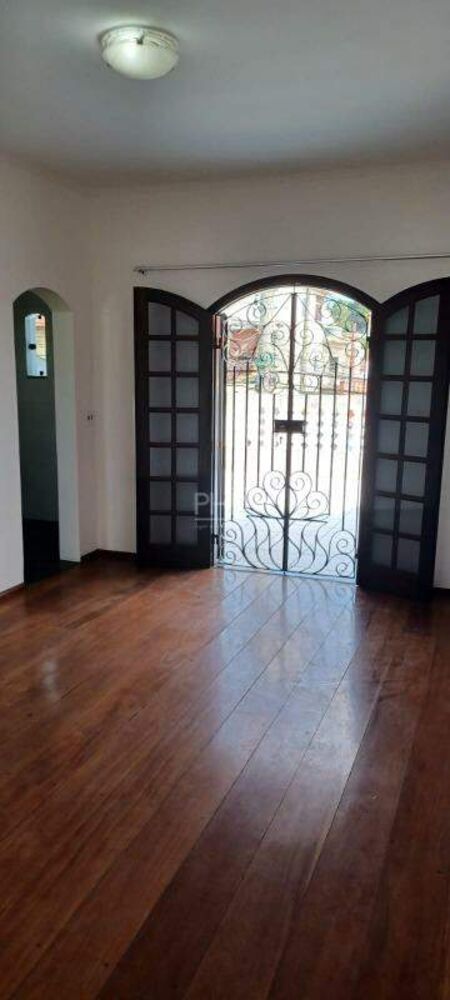 Sobrado, 3 quartos, 274 m² - Foto 2