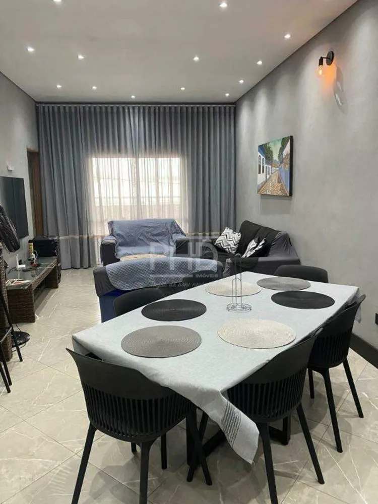 Casa, 3 quartos, 180 m² - Foto 2