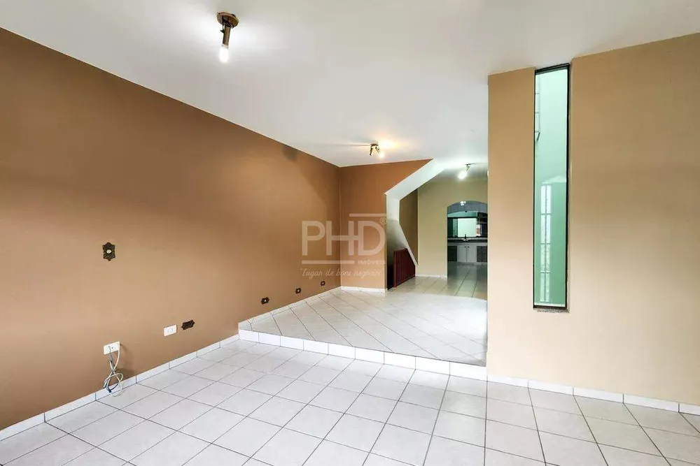 Sobrado, 3 quartos, 237 m² - Foto 2