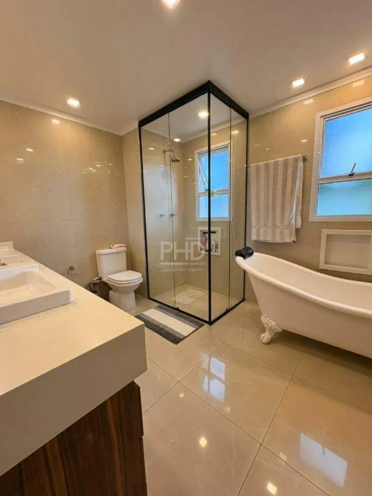 Apartamento, 3 quartos, 242 m² - Foto 3
